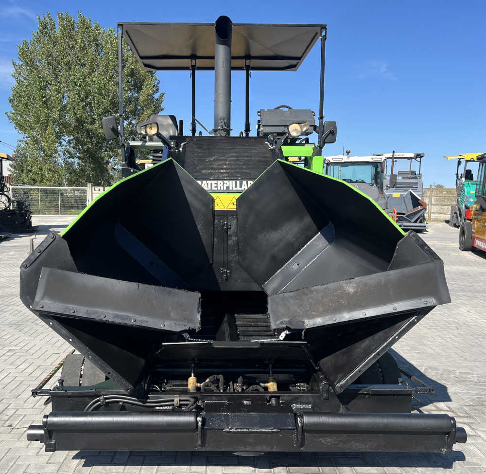 Usato 2010 Caterpillar AP 600D