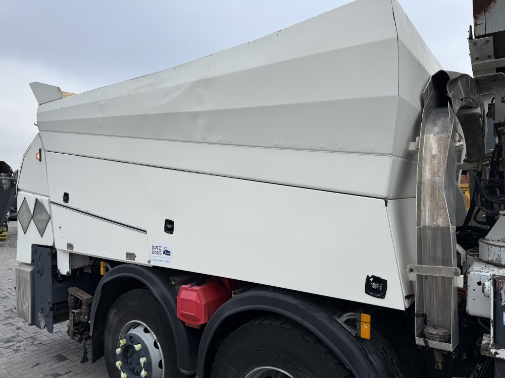 Usato 2008 Mercedes / Secmair 2536 / Chipsealer BCG 500