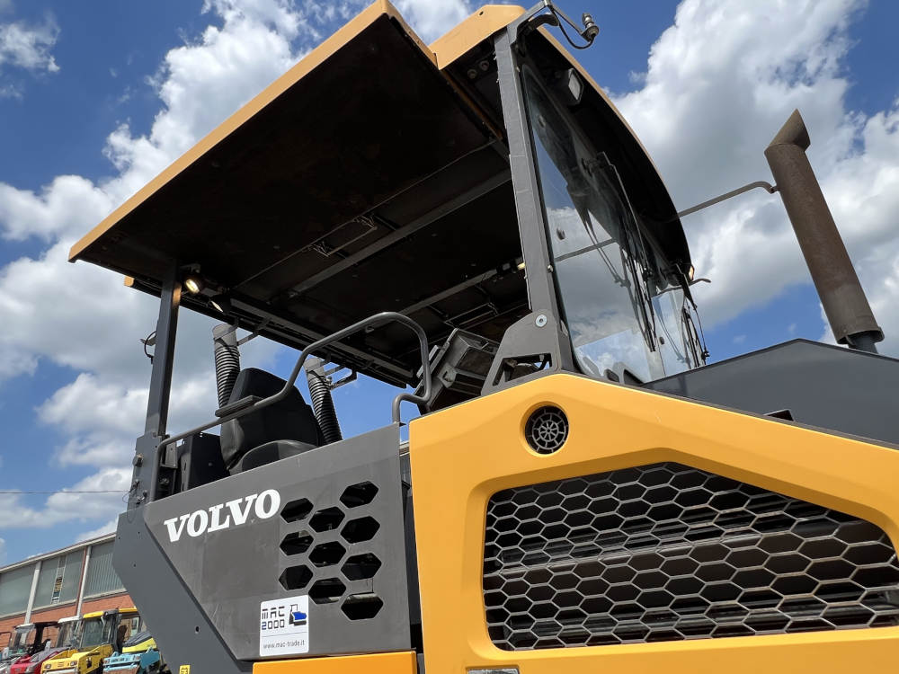 Usato 2014 Volvo P7820C