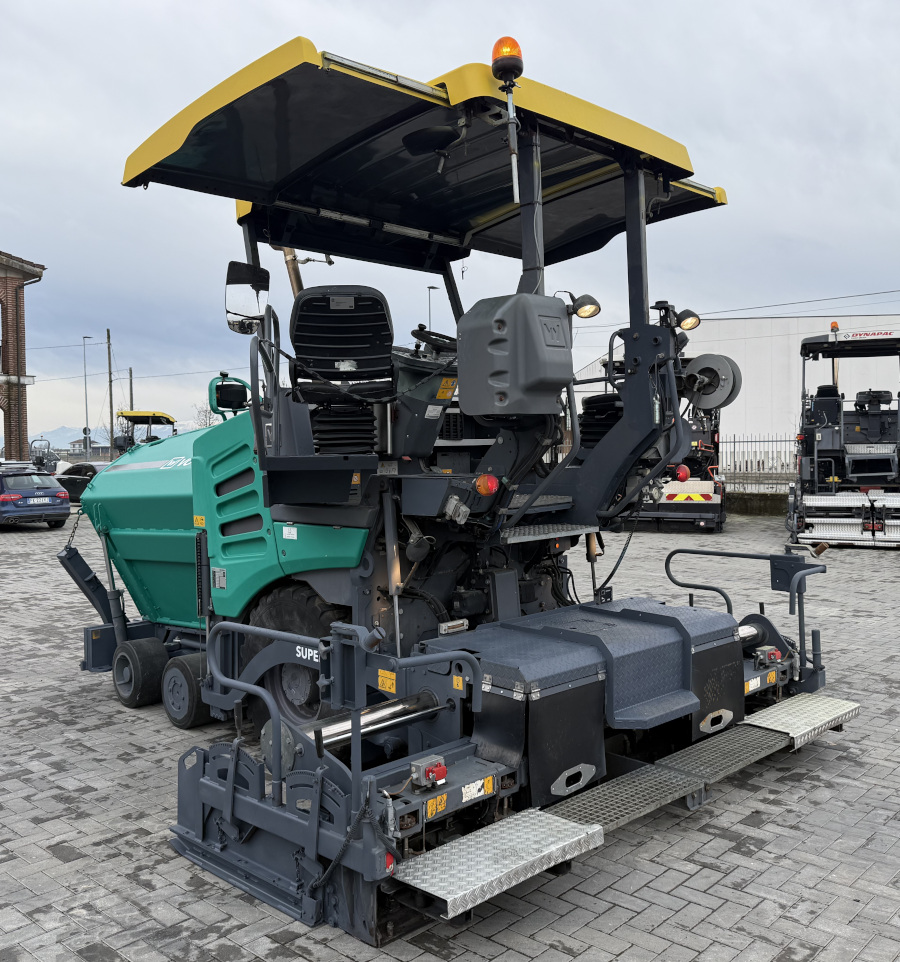 Usato 2018 Vogele S 1303-3i