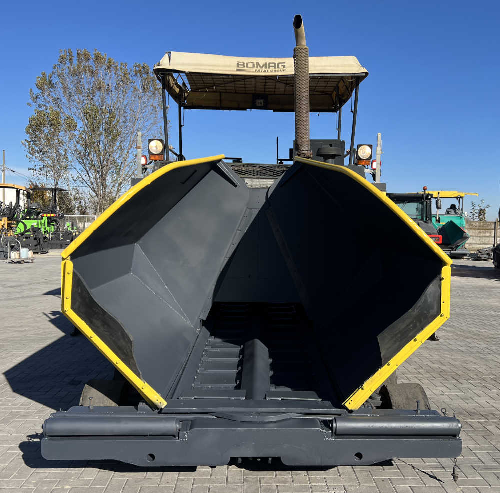 Usato 2009 Bomag BF 691P