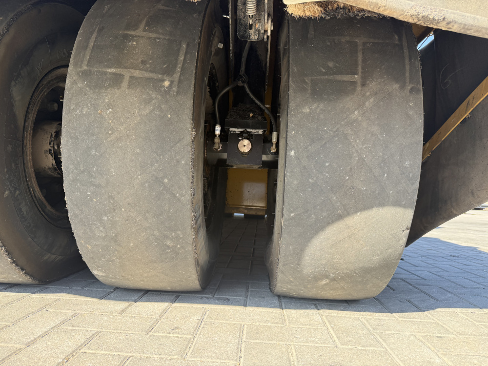 Usato 2001 Caterpillar PS 300B -521-