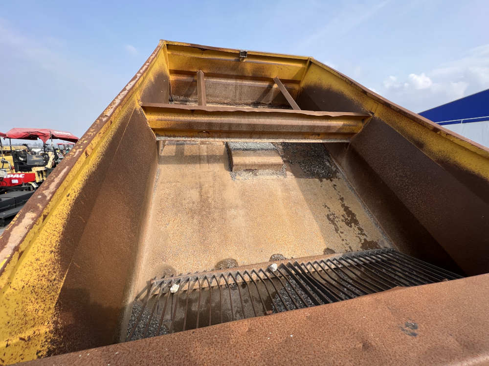 Usato 2006 Renault Kerax 420 / Secmair Major BCG 500