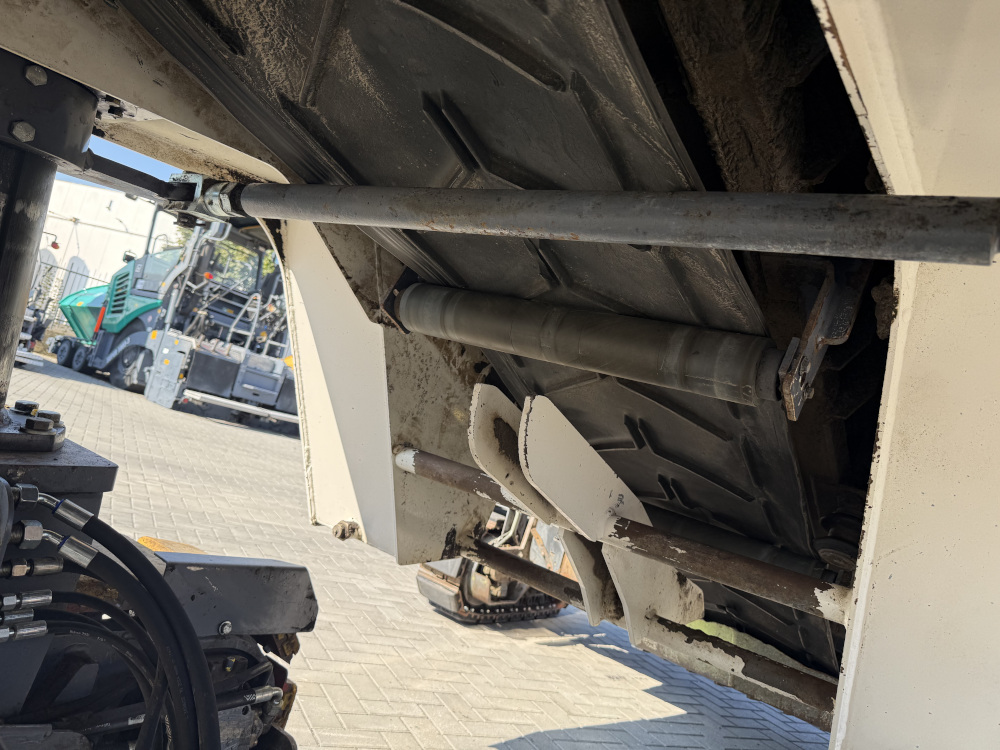 Usato 2003 Wirtgen W 1300F