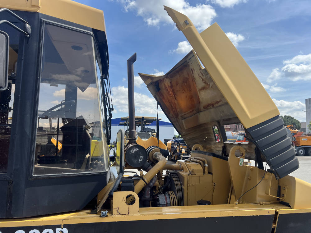 Usato 2002 Caterpillar PS 300B