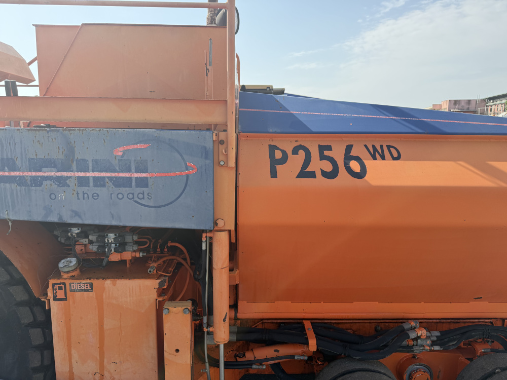 Usato 1991 Marini P 256