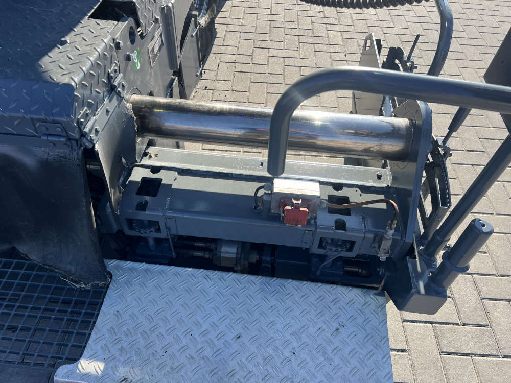 Usato 2018 Vogele S 1303-3i