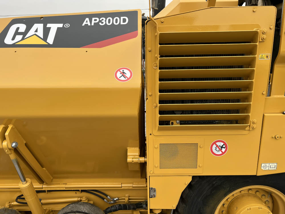 Usato 2014 Caterpillar AP 300D -138-