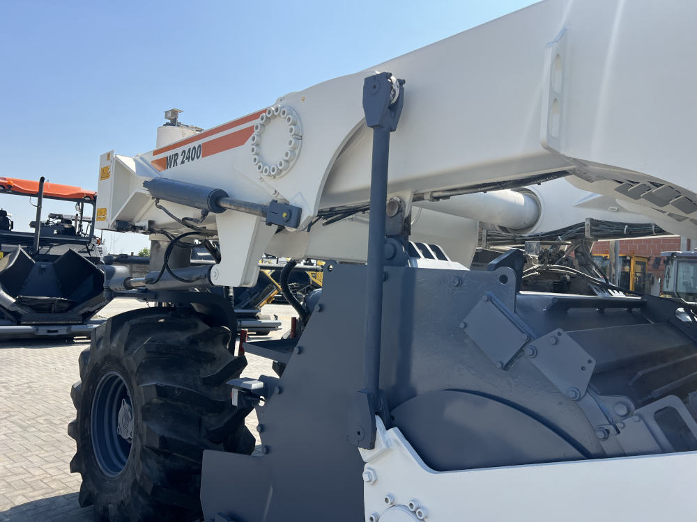 Usato 2010 Wirtgen WR 2400