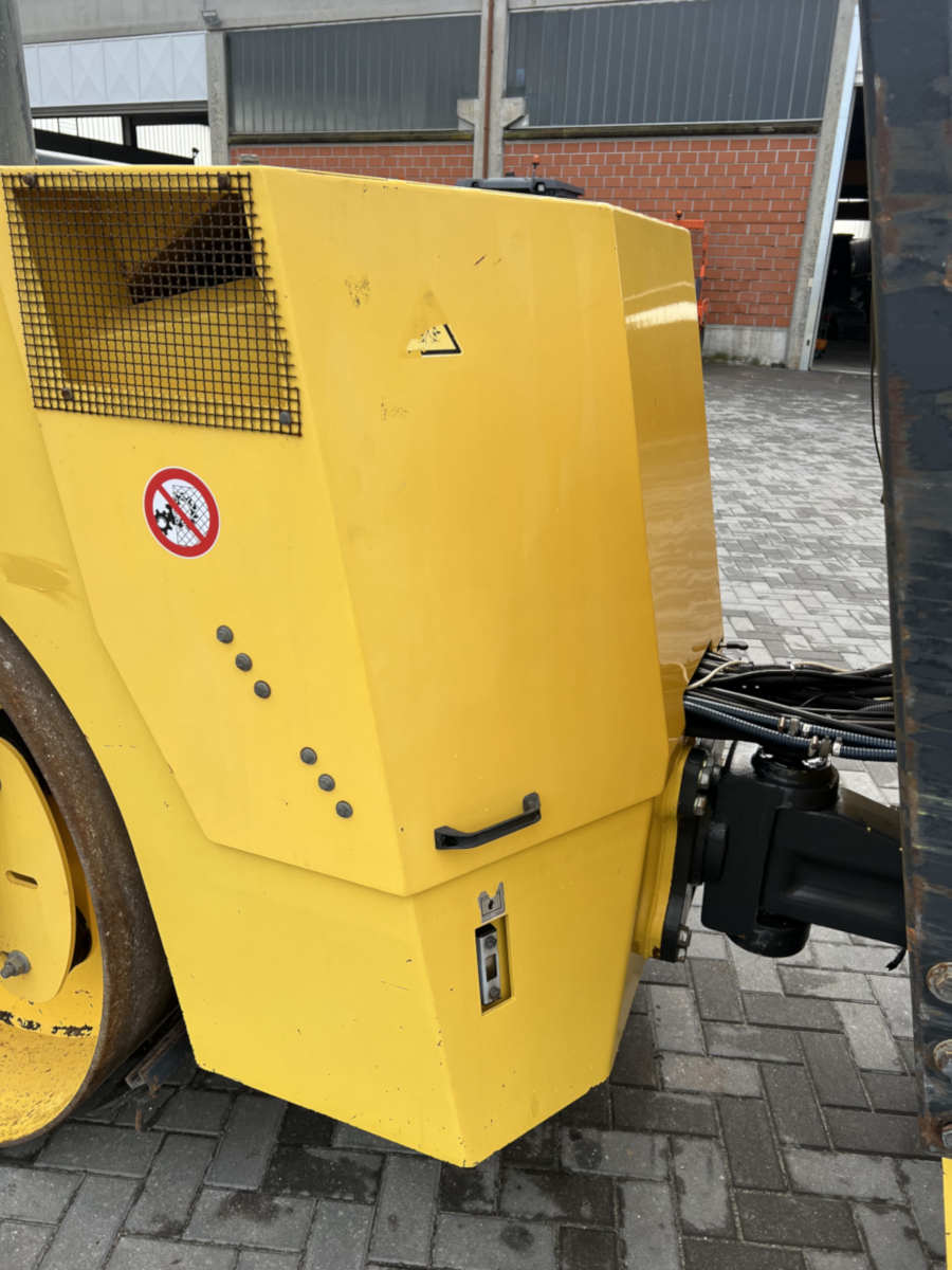 Usato 2004 Bomag BW 141 AD-2