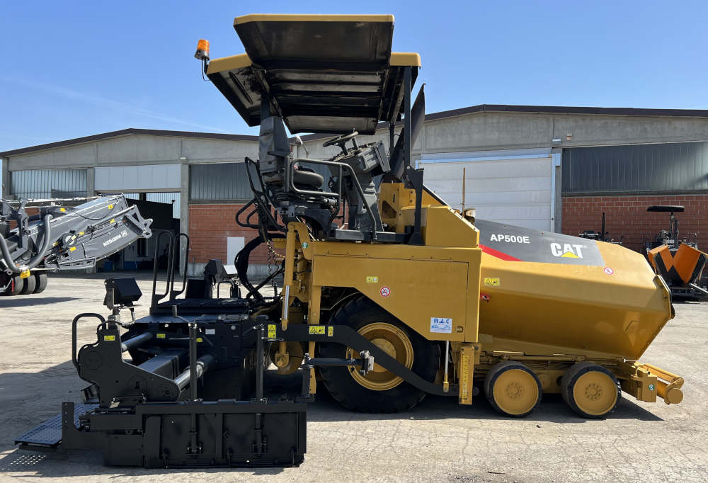 Usato 2014 Caterpillar AP 500E -222-