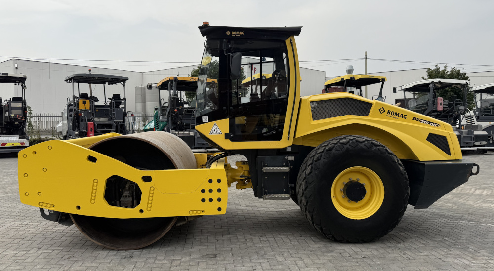 Usato 2021 Bomag BW 216 DH-5