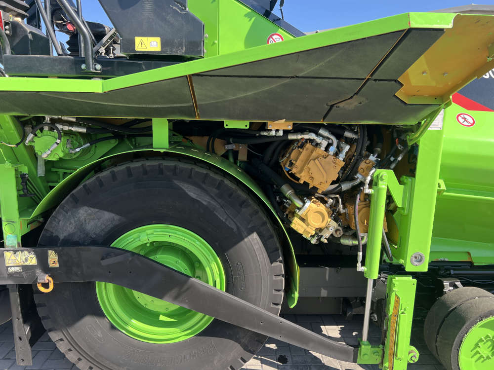 Usato 2010 Caterpillar AP 600D