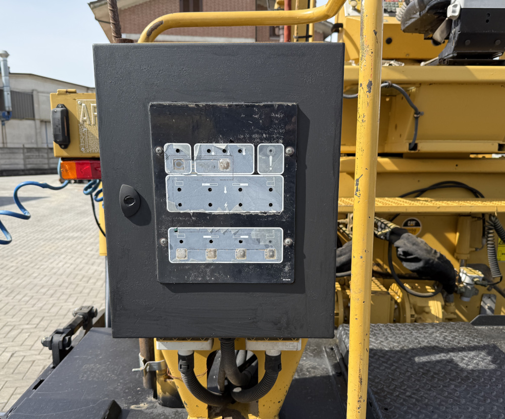Usato 2007 Caterpillar AP 600