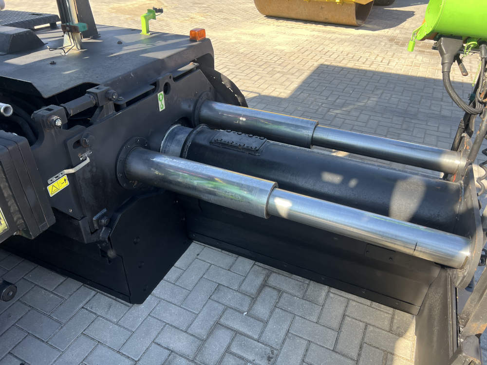 Usato 2010 Caterpillar AP 600D