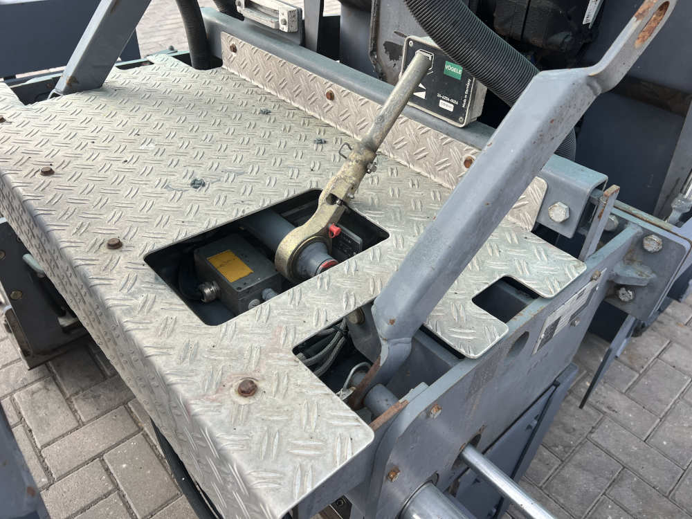 Usato 2011 Vogele Super 700