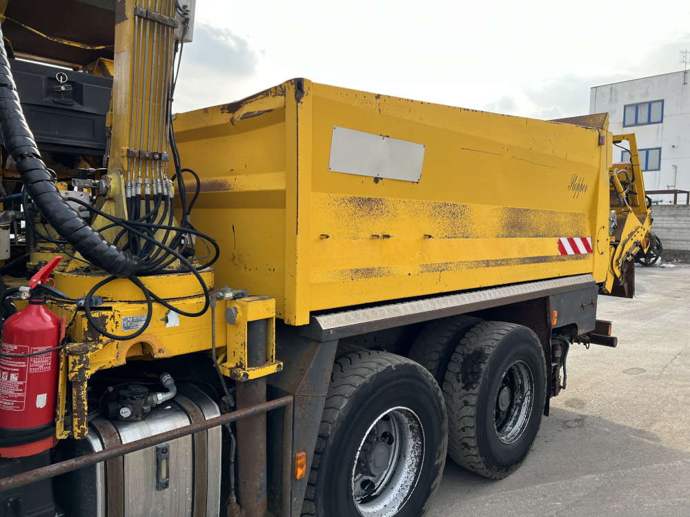 Usato 2006 Renault Kerax 420 / Secmair Major BCG 500