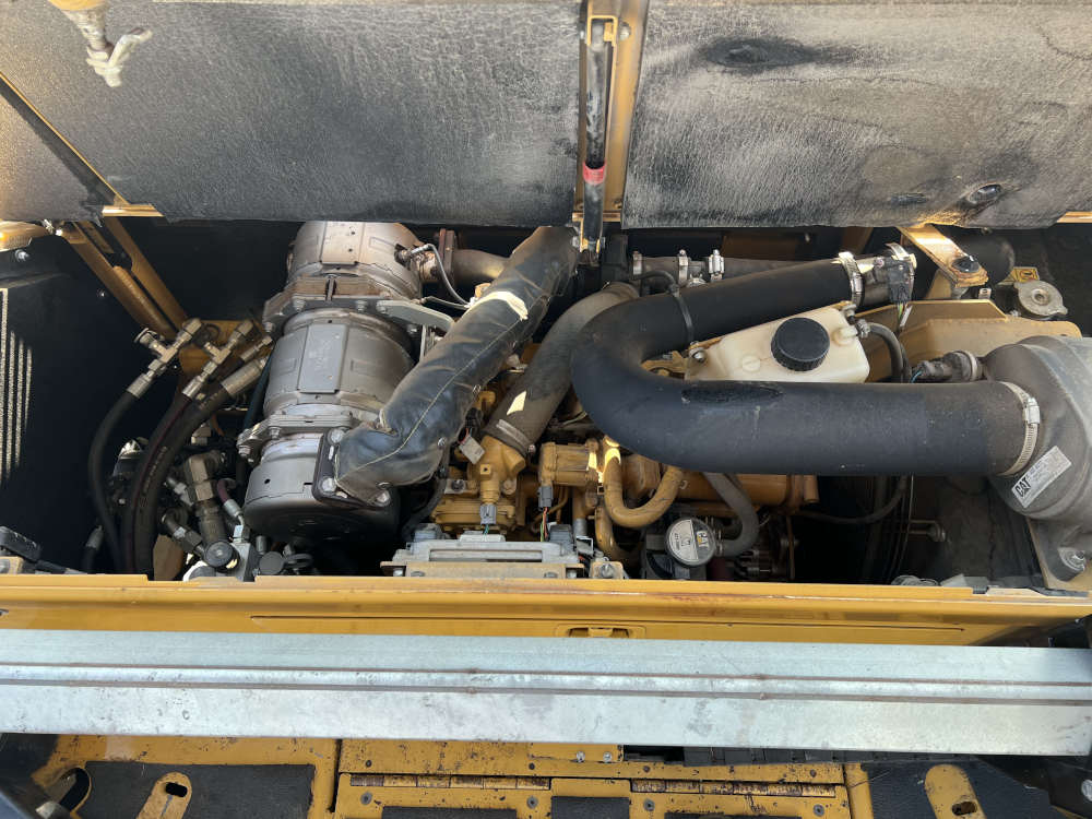 Usato 2020 Caterpillar AP 355F