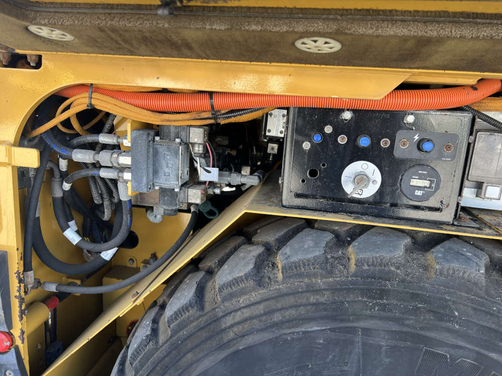 Usato 2012 Caterpillar AP 300