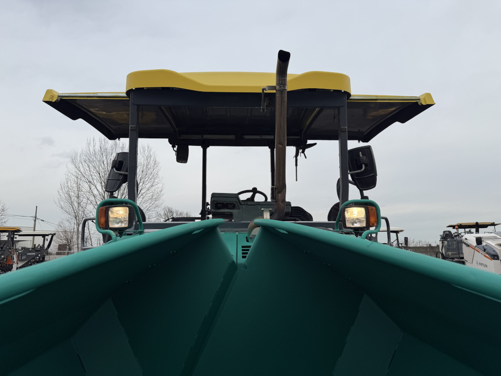 Usato 2018 Vogele S 1303-3i