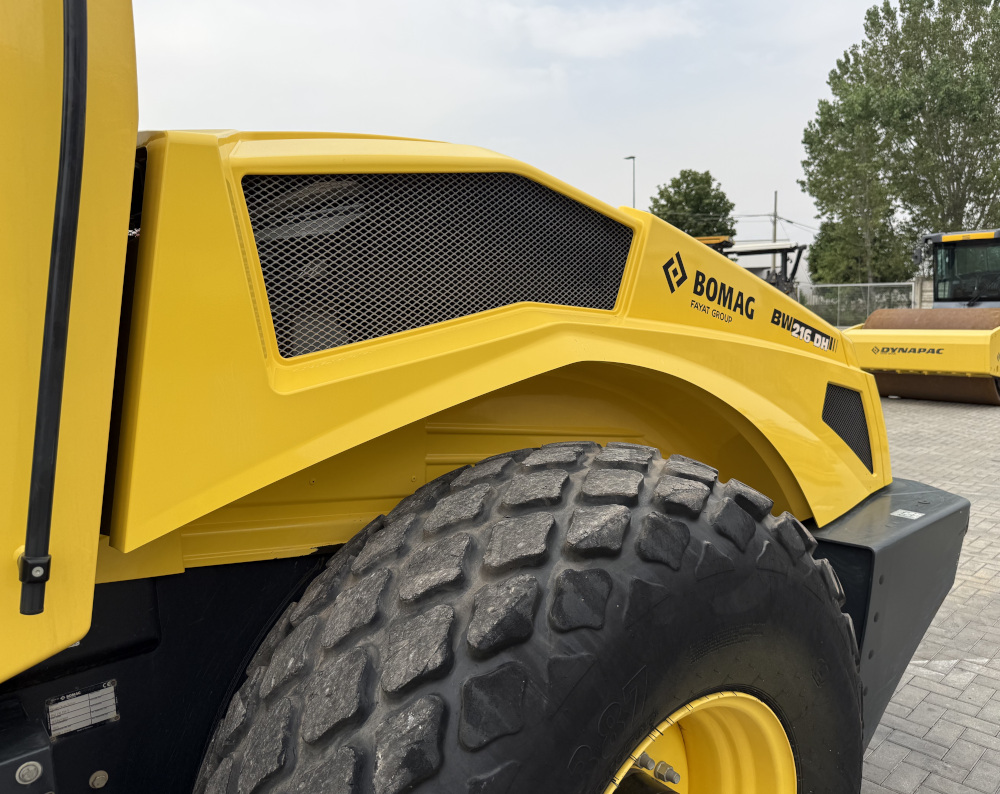 Usato 2021 Bomag BW 216 DH-5