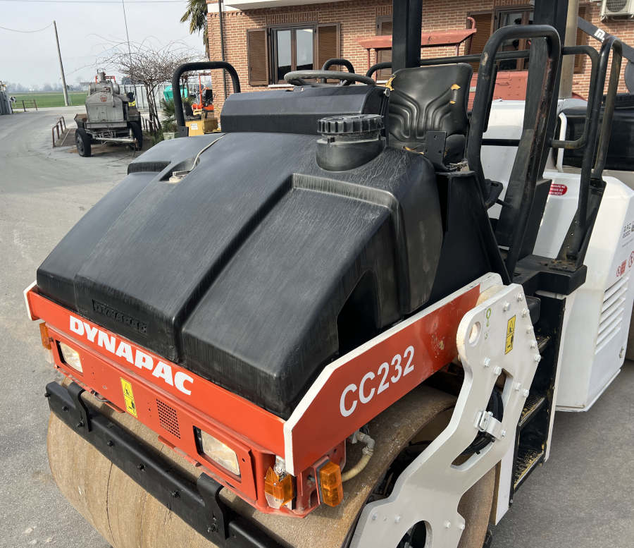 Usato 2003 Dynapac CC 232