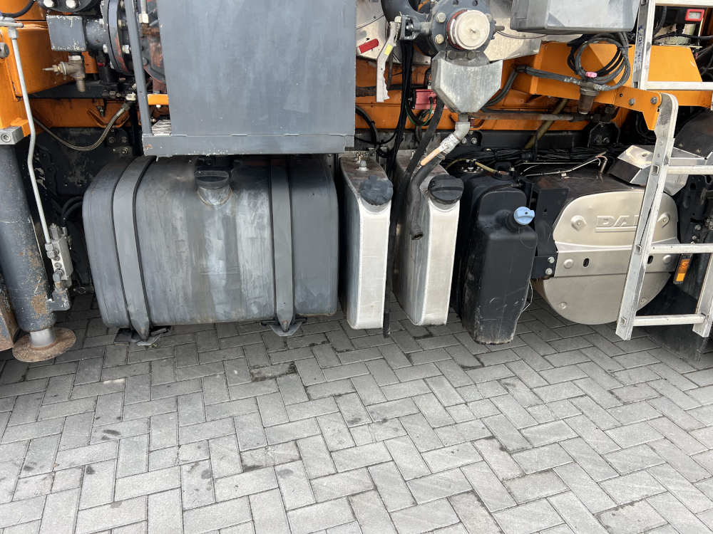 Usato 2012 Daf / Secmair CF 85.460 / Secmair Chipsealer BCG 500
