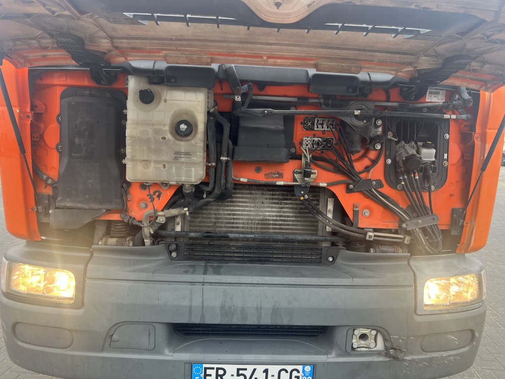 Usato 2002 Renaul / Rincheval Premium 370 Dci / EPA