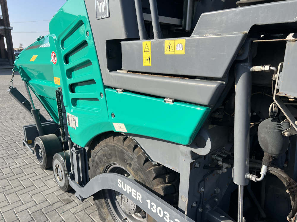 Usato 2018 Vogele S 1303-3i