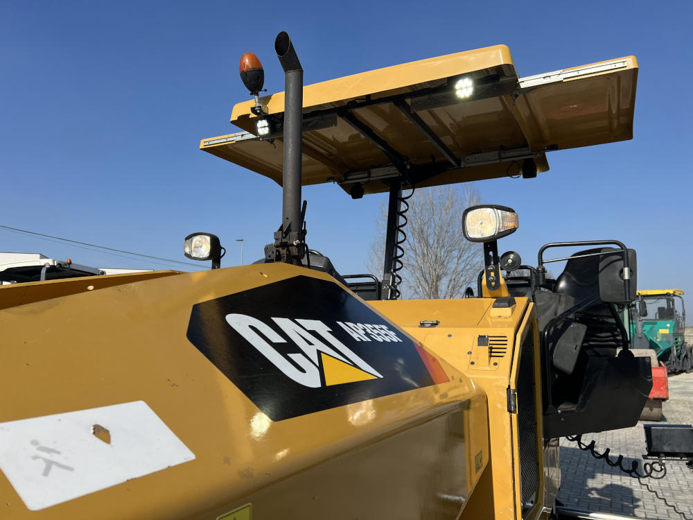 Usato 2020 Caterpillar AP 355F