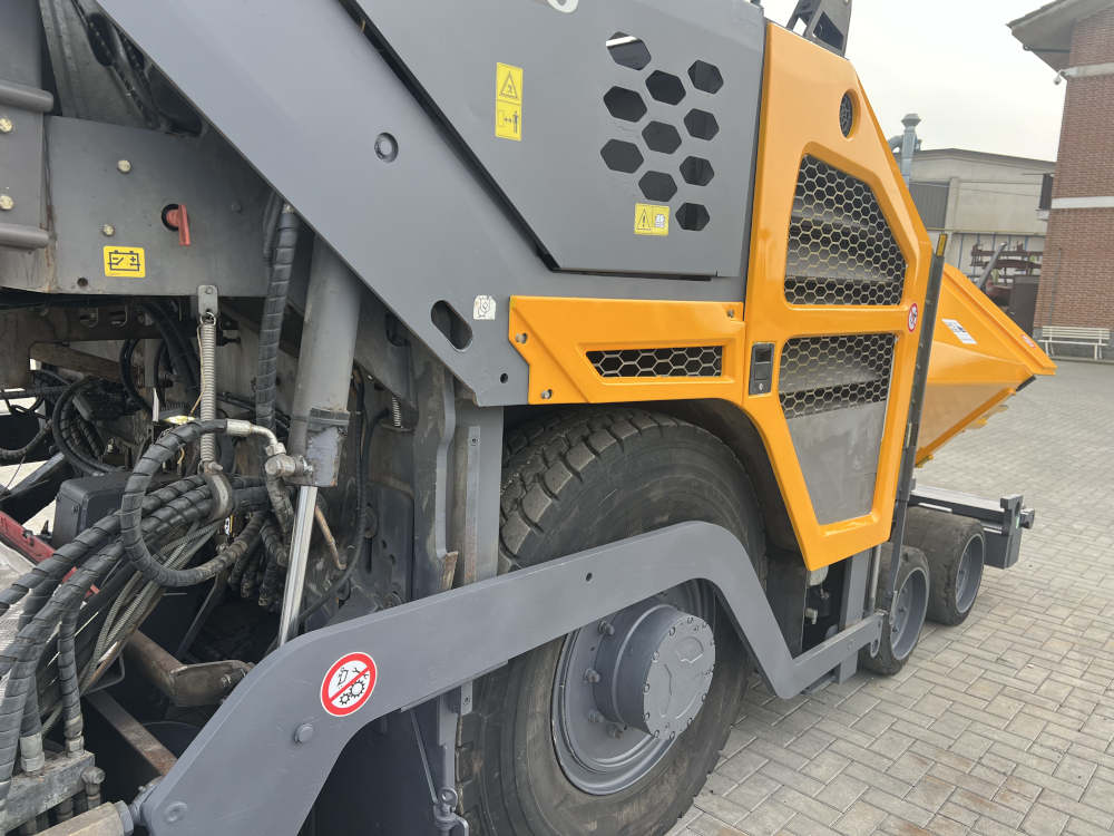 Usato 2015 Volvo P 6870C