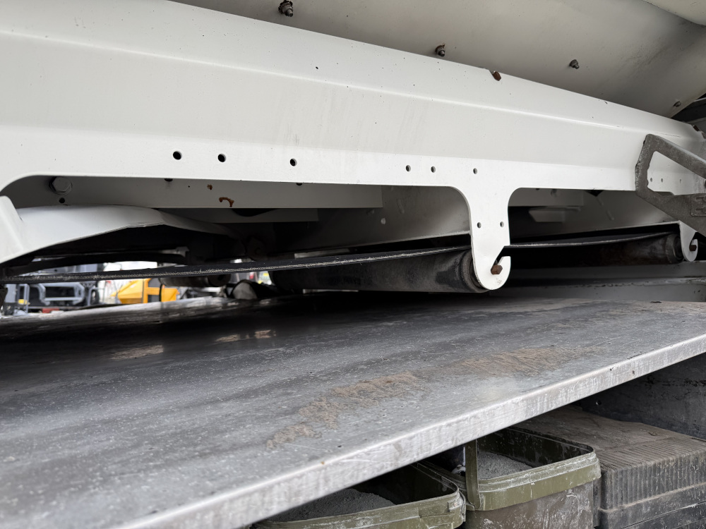 Usato 2008 Mercedes / Secmair 2536 / Chipsealer BCG 500