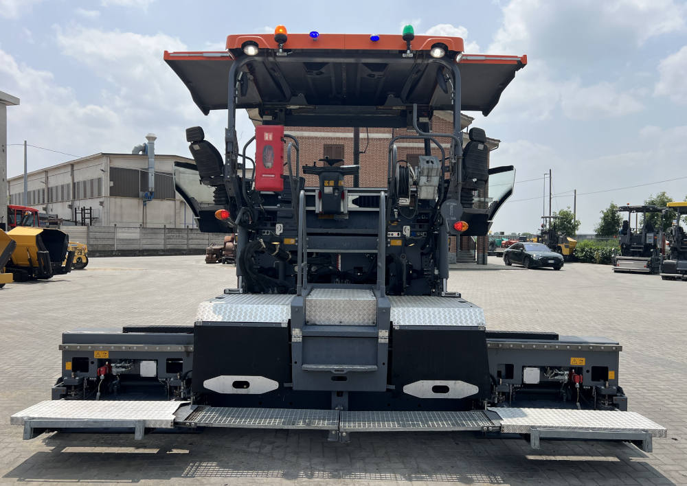 Usato 2016 Vogele S 1803-3i