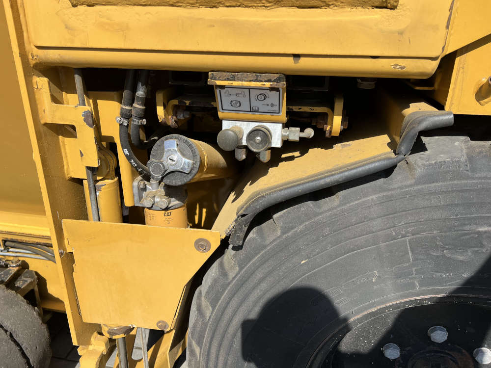 Usato 2012 Caterpillar AP 300
