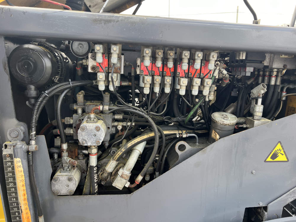 Usato 2005 Vogele Super 600