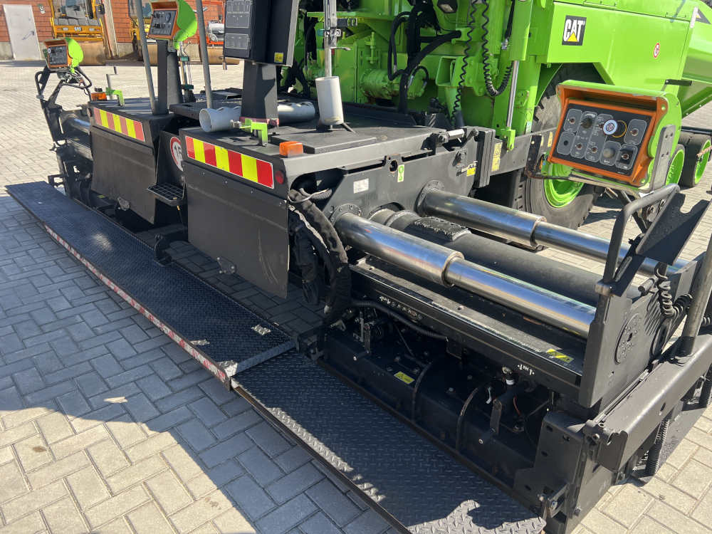 Usato 2010 Caterpillar AP 600D