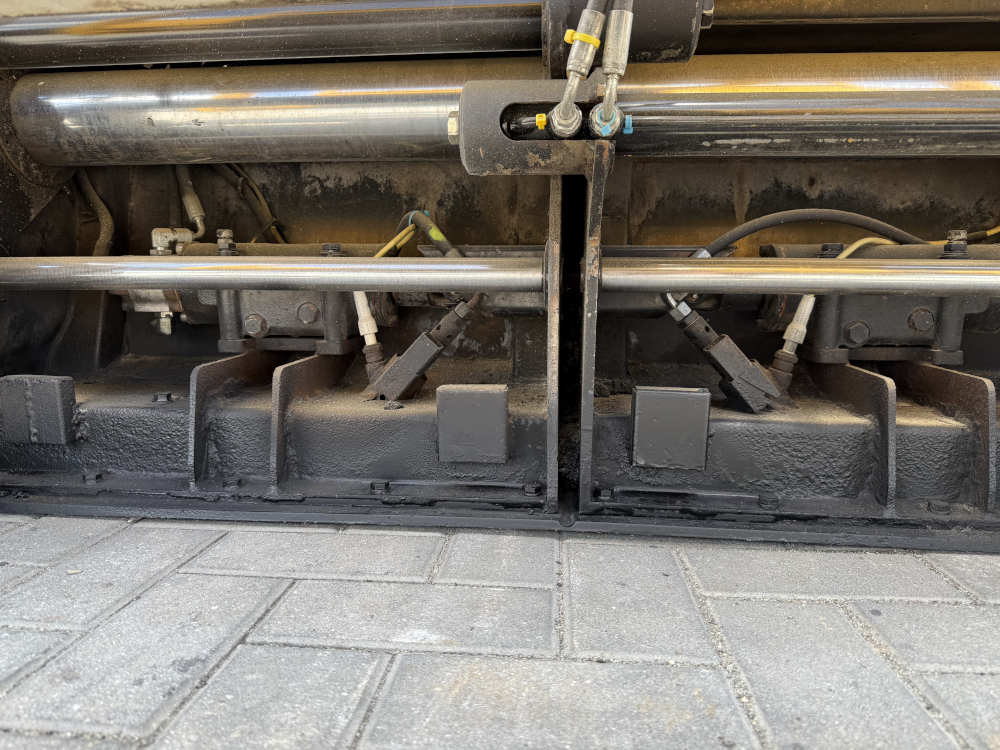 Usato 2009 Caterpillar BB 621C