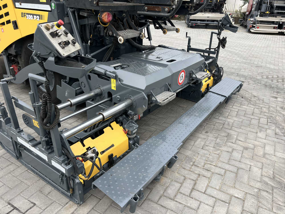 Usato 2016 Bomag BF 300 P-2