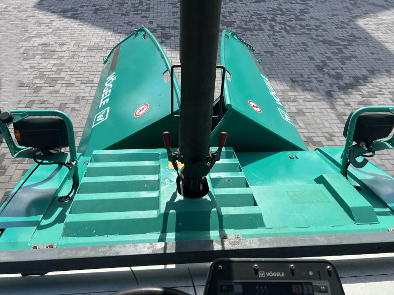 Usato 2016 Vogele S 1303-3i