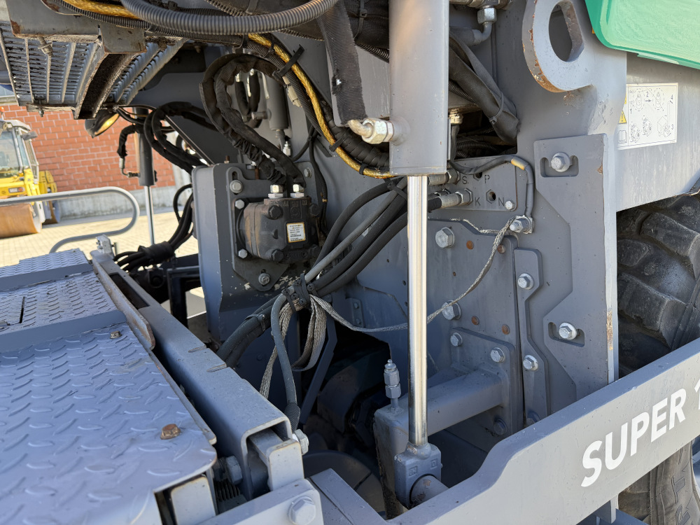 Usato 2018 Vogele S 1303-3i