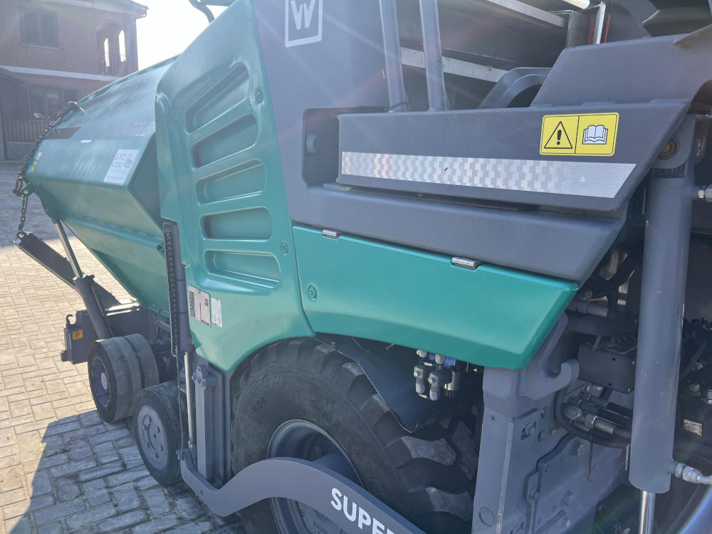 Usato 2014 Vogele S 1303-3i