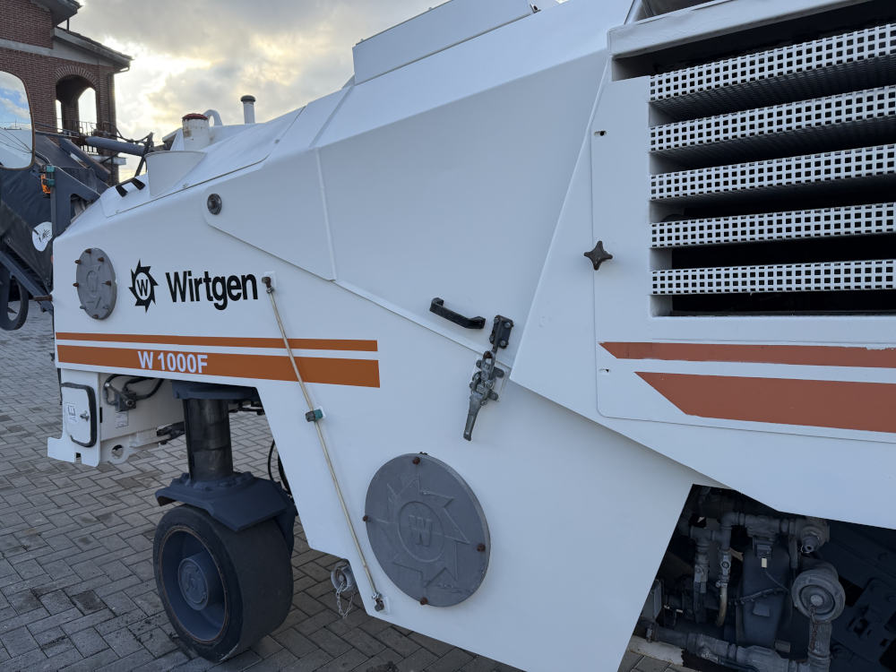 Usato 2001 Wirtgen W 1000F