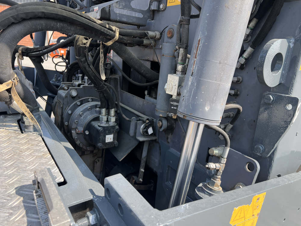 Usato 2013 Vogele S 1803-3i