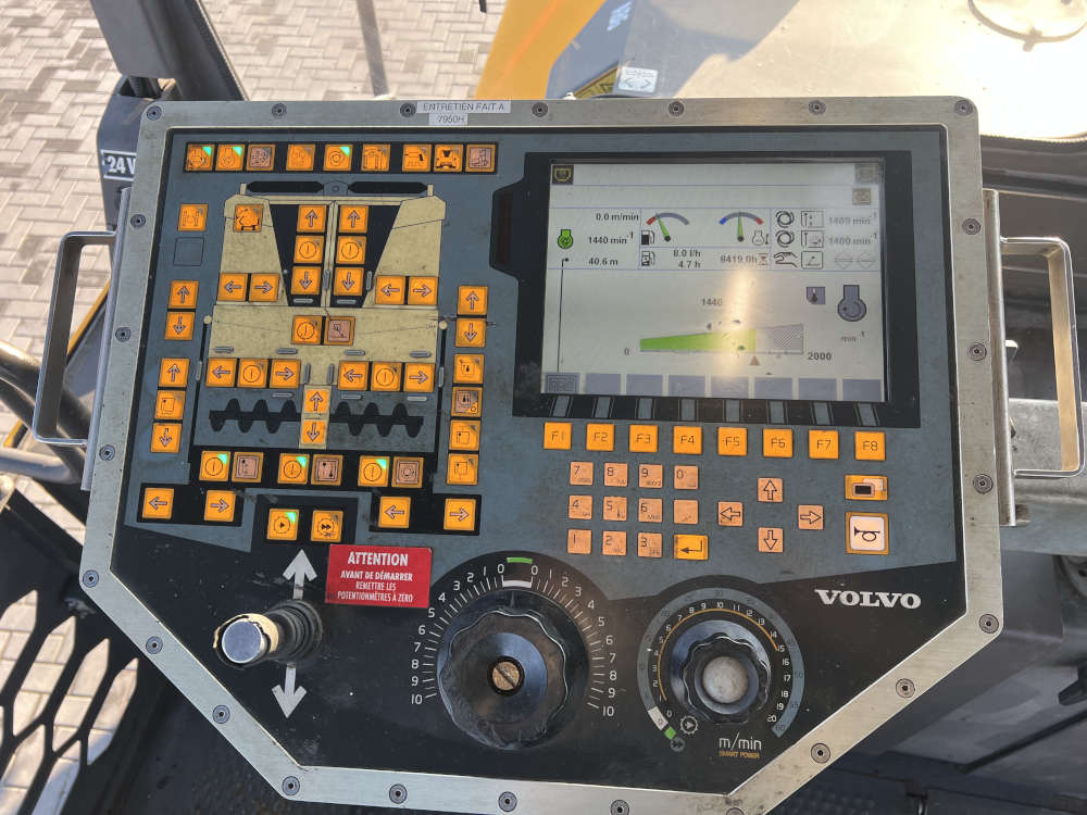 Usato 2014 Volvo P 6820C