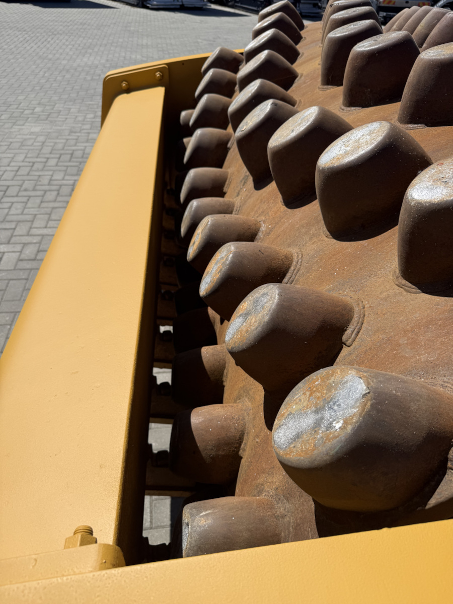 Usato 2010 Caterpillar CP 74