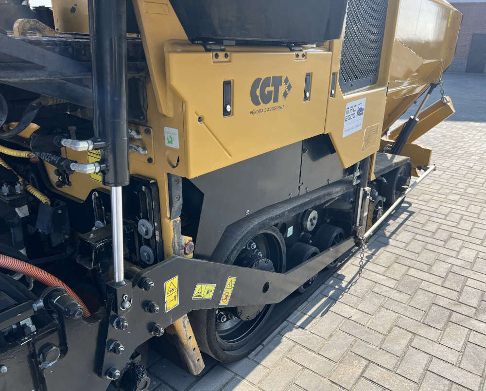 Usato 2020 Caterpillar AP 355F