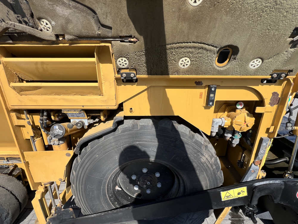 Usato 2012 Caterpillar AP 300