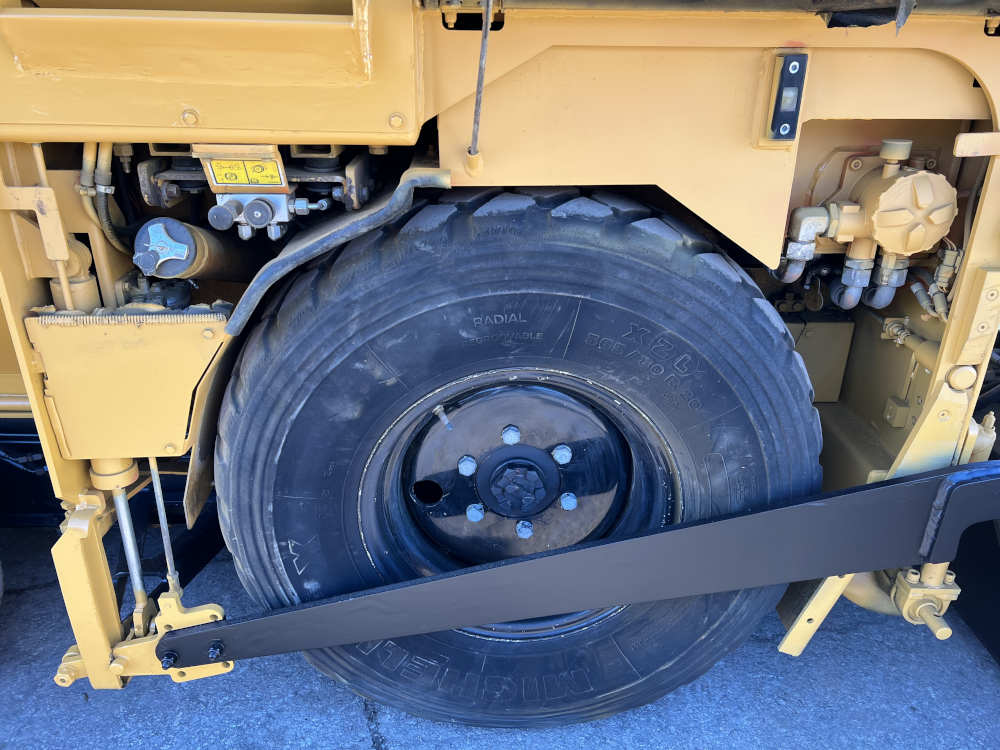 Usato 2008 Caterpillar AP 300 -146-