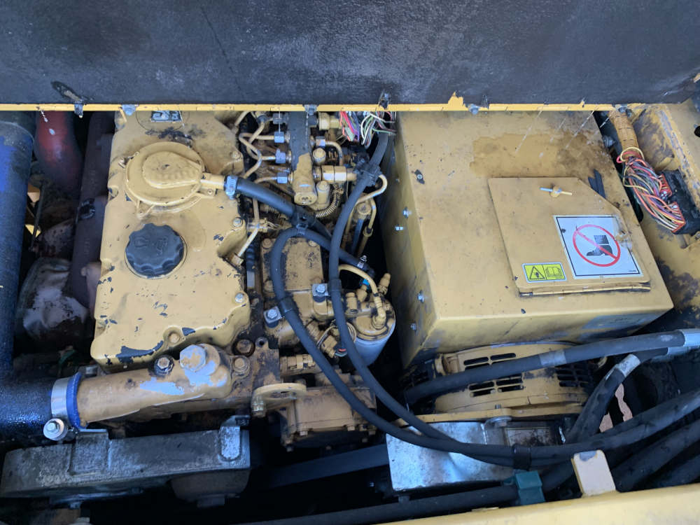 Usato 2013 Caterpillar AP 555E