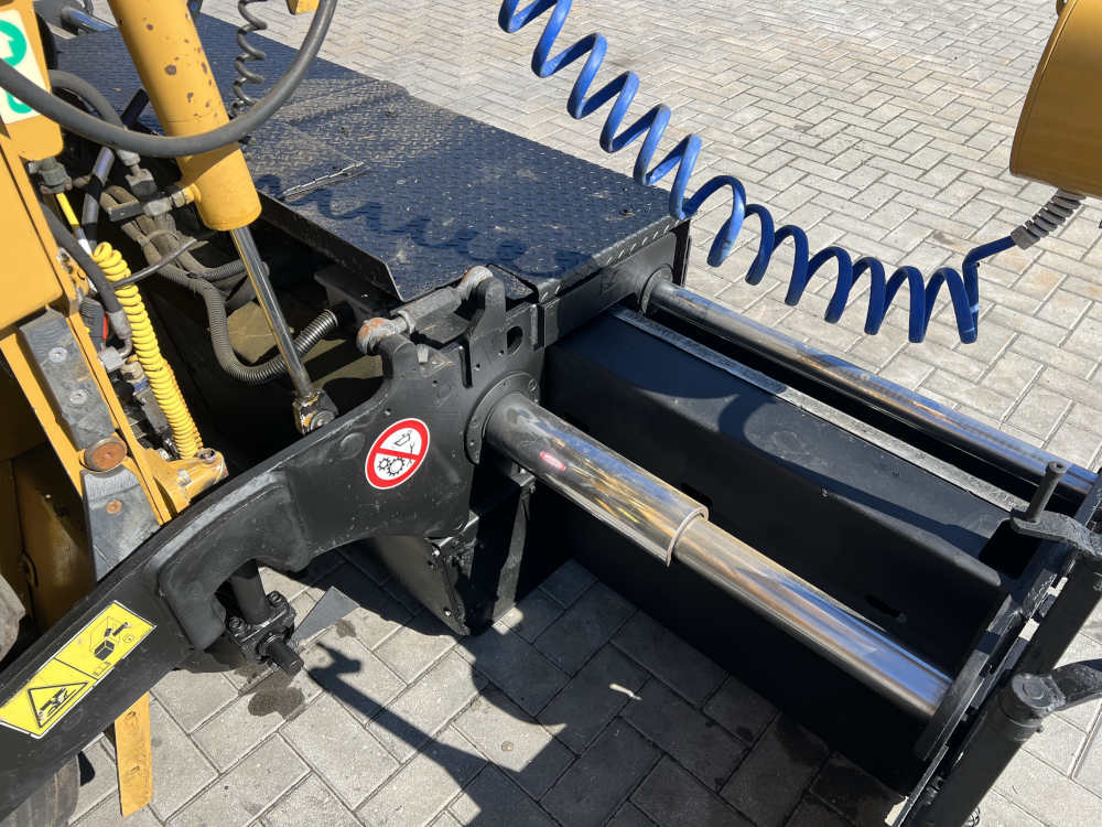 Usato 2012 Caterpillar AP 300